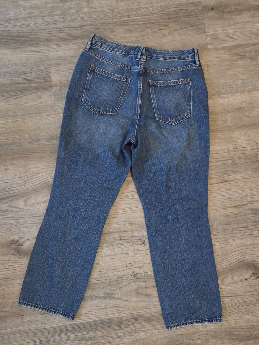 Good American Good Vintage High Rise Distressed Straight Leg Cotton Jeans, 8/29 - Picture 3 of 15